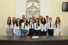 Ученическият парламент на СУ „Максим Райкович“ се…